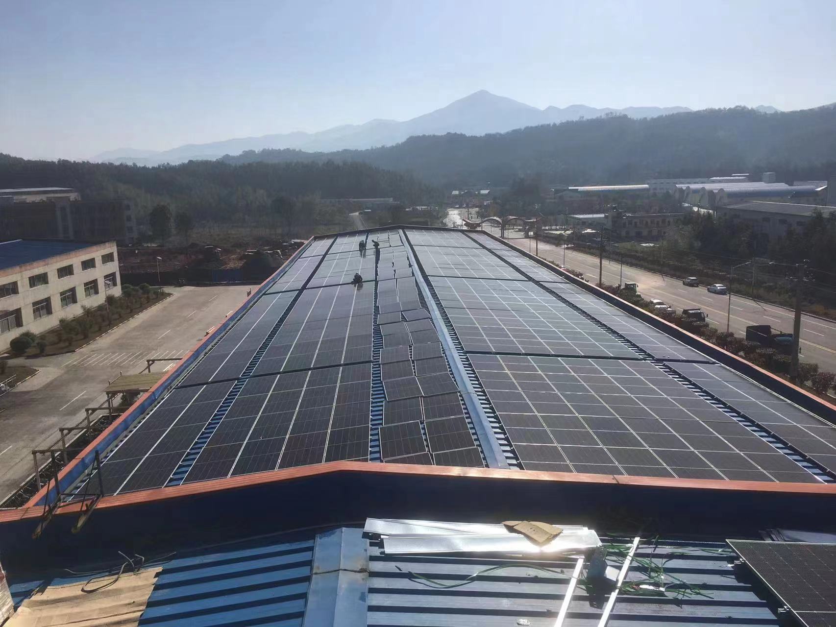 工信部：我国光伏玻璃产品自给率凌驾98%