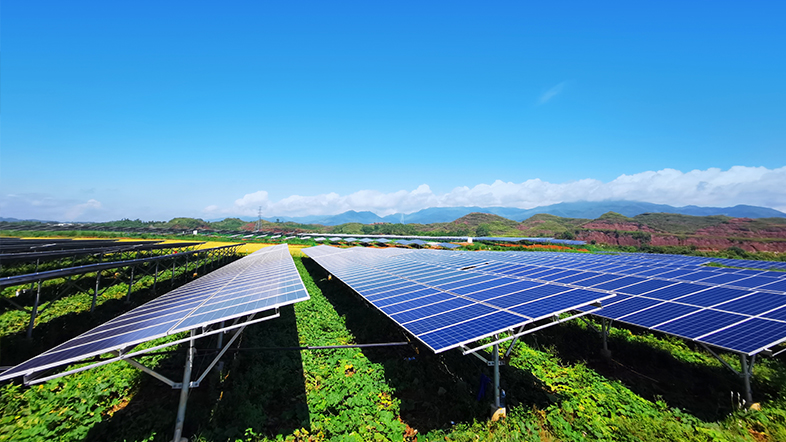 光伏发电为什么会被政府大力扶持，，和被众人追捧呢？？